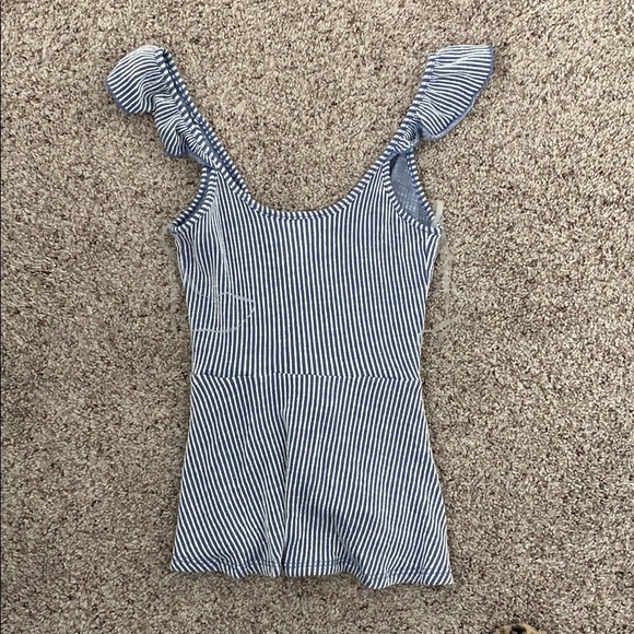 Marshall’s top - Picture 2 of 3